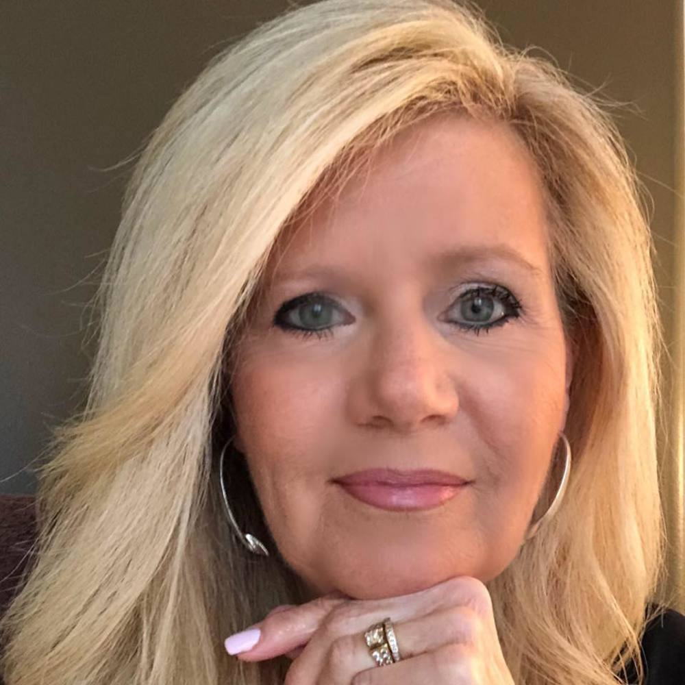 Meet your Posher, Sandy